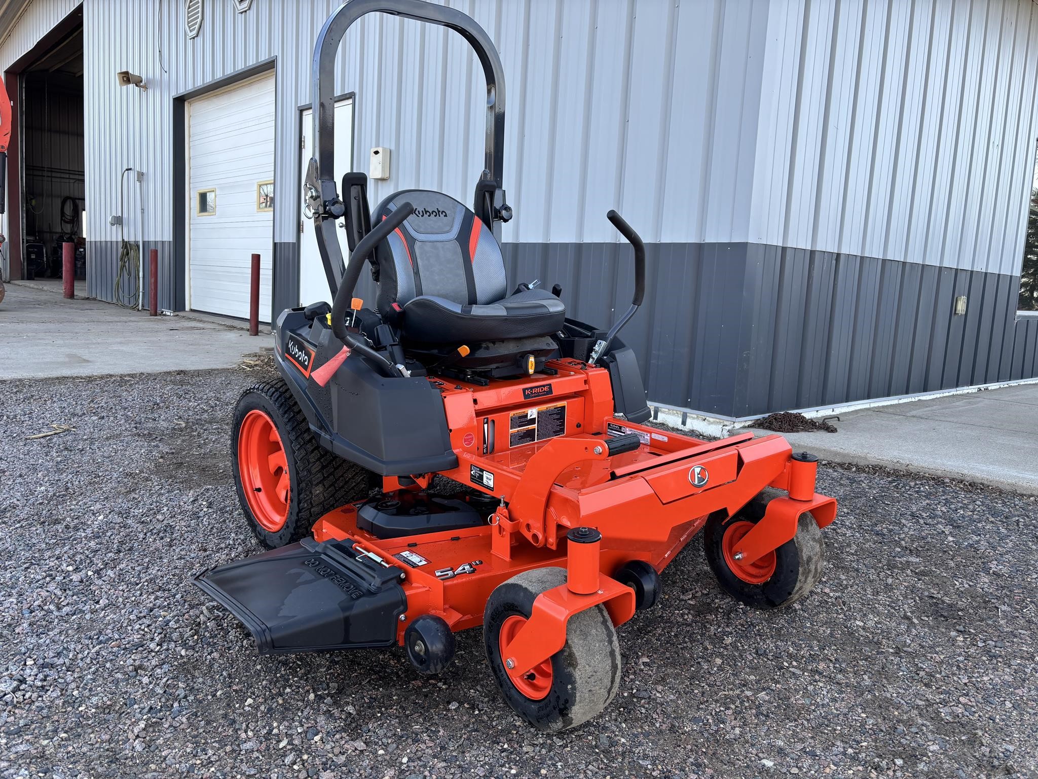 きつね KUBOTA Z252 - Kesteloot Enterprises