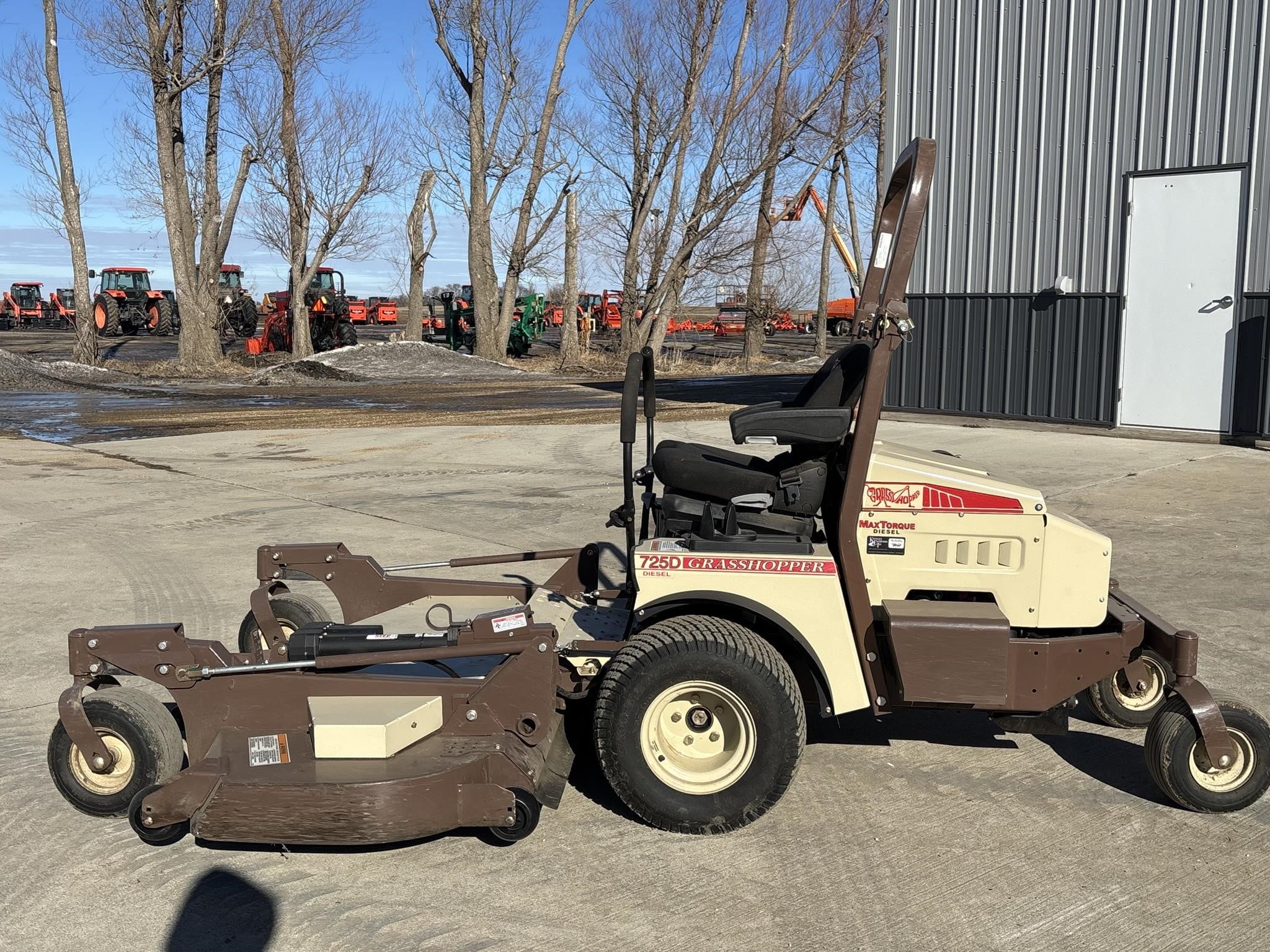 2025 GRASSHOPPER 725DT6 - Kesteloot Enterprises